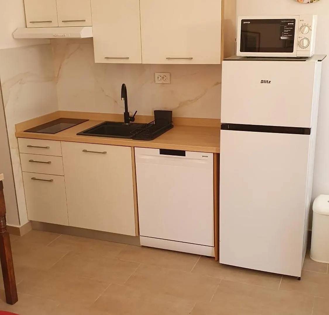 Apartment Rakic Pomer 0*,  Kroatien